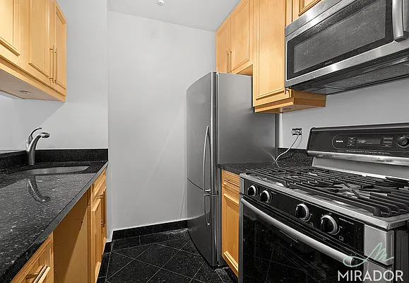 Rented by Mirador Real Estate | media 21