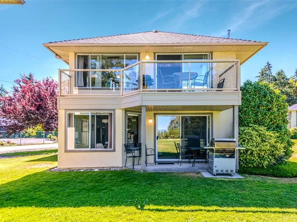 1165 Resort Dr #31, Parksville, BC V9P 2E3
