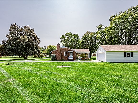 4th image of 3804 Malpas Dr