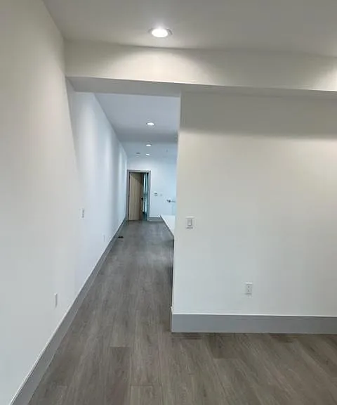 14954 Sherman Way #203 — Photo 4