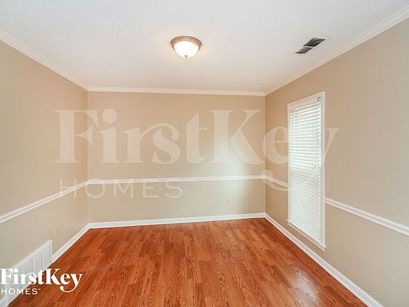 4th image of 3113 Edgeworth Ln