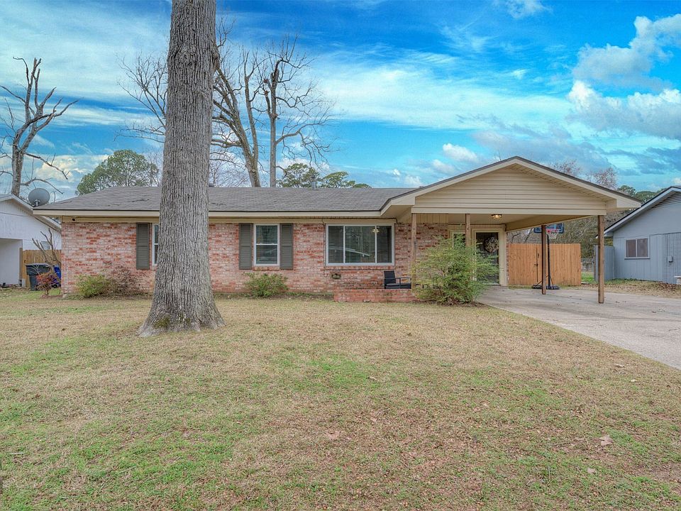 1st image of 9478 Poinsetta Dr