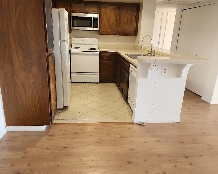 5885 El Cajon Blvd #318 — Photo 5