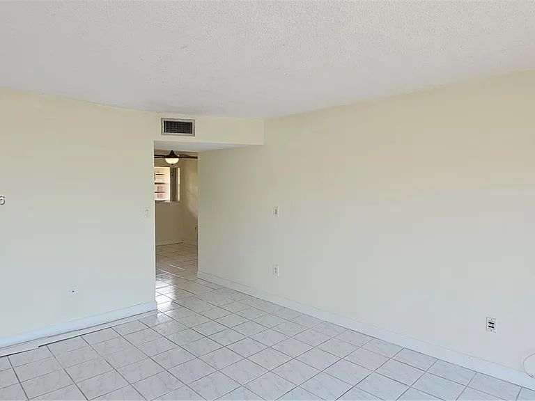13100 SW 92nd Ave #Penthouse A-13 — Photo 11