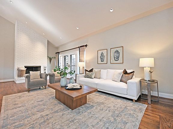 4th image of 3677 Traskwood Cir