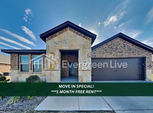 408 Saw Mill Rd, Royse City, TX 75189