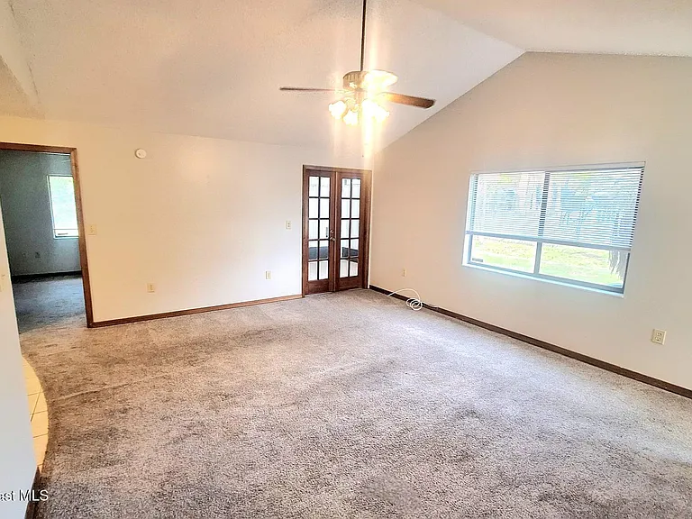 4164 Fishermans Pl — Photo 3
