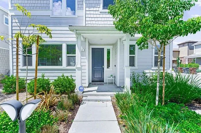 16 Ivey Ln — Photo 4