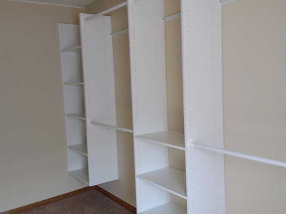 4th image of 216 S 3rd St #462160869