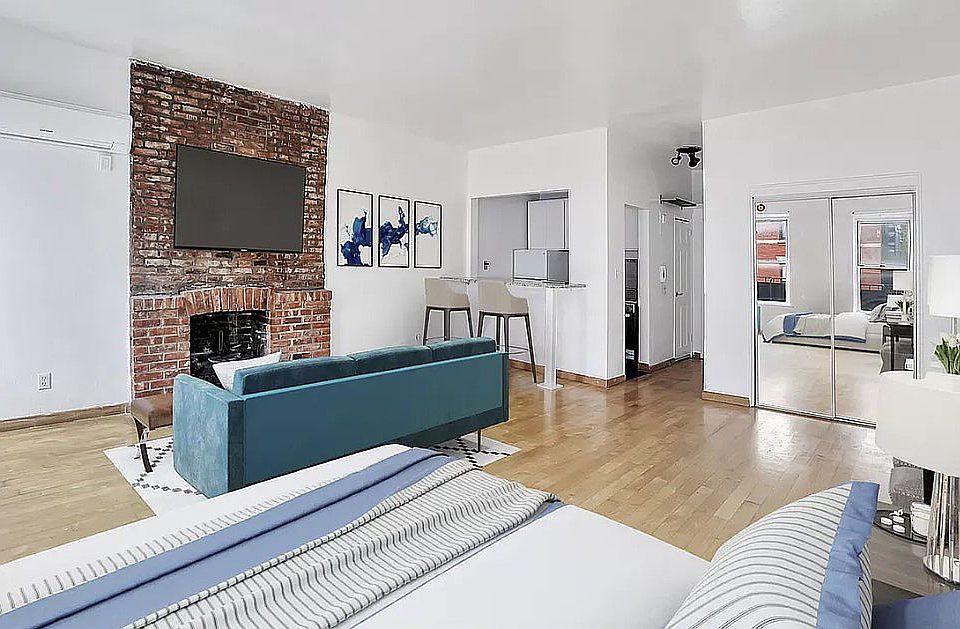 1st image of 465 W 49th St APT 2A