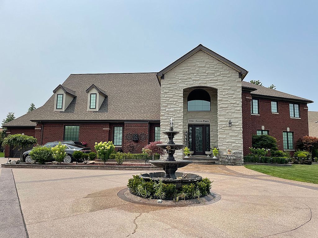 みむ。 55561 Romeo Plank Rd, Macomb, MI 48042 | Zillow