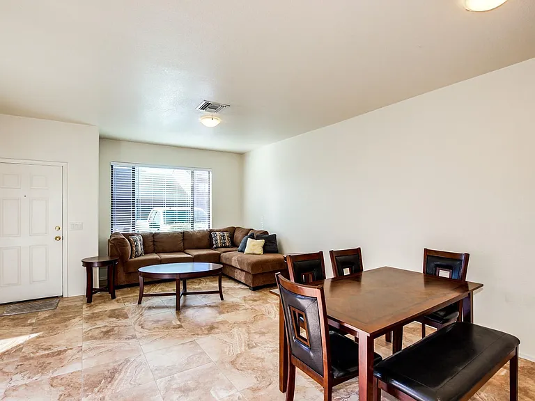 1251 E Weimer Cir #43 — Photo 6