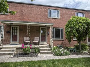 2022 Harwitch Rd, Columbus, OH 43221