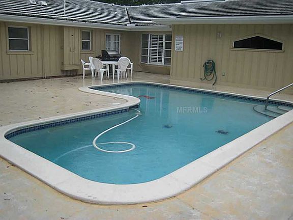 2nd image of 2550 Indian Ave