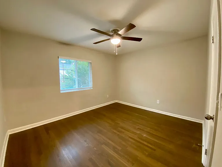 Oak Pointe Apartments — Photo 27