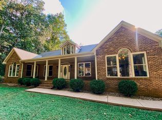 1006 Clearview Point, Cottontown, TN 37048