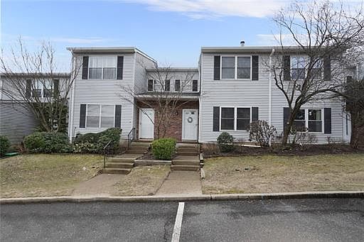1st image of 58 Hickory Ct #80
