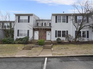 58 Hickory Ct #80, Jamesburg, NJ 08831