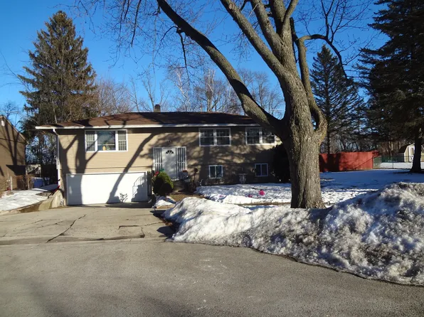 (undisclosed Address), Carpentersville, IL 60110