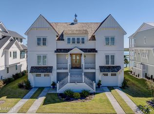 7 S Waterfront Pl, Hampstead, NC 28443