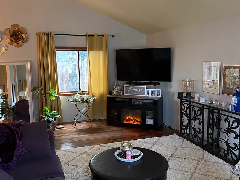 421 Forest Dr — Photo 9
