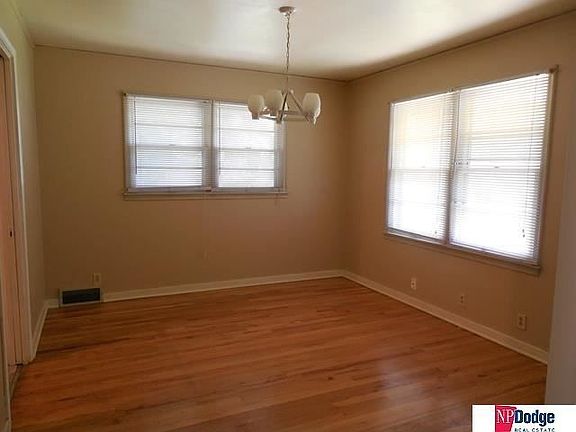 5th image of 5619 Florence Blvd