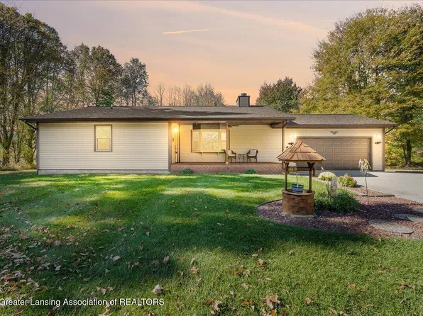 5805 N Williamston Rd, Williamston, MI 48895
