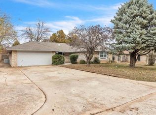 613 Victoria Dr, Yukon, OK 73099