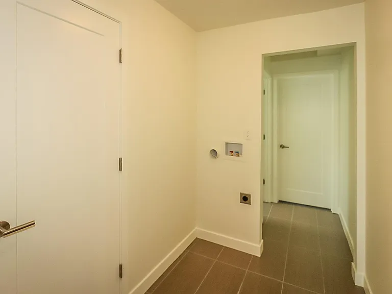1580 E Sunnyside Ave — Photo 27