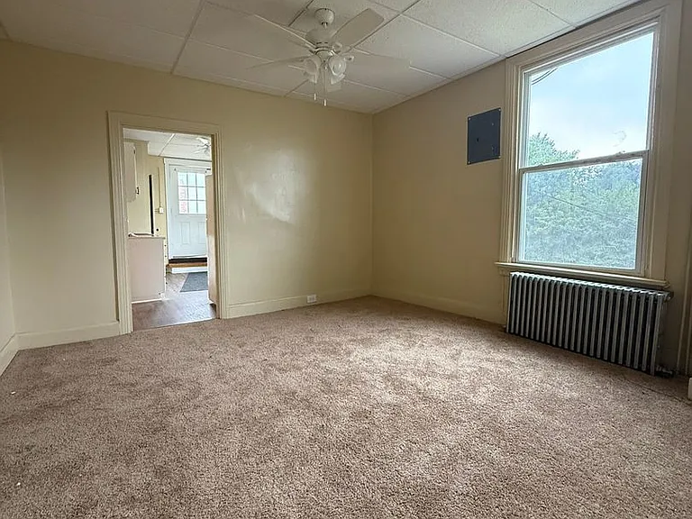 235 W Main St #B — Photo 6