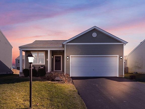 2nd image of 378 Glen Crossing Dr