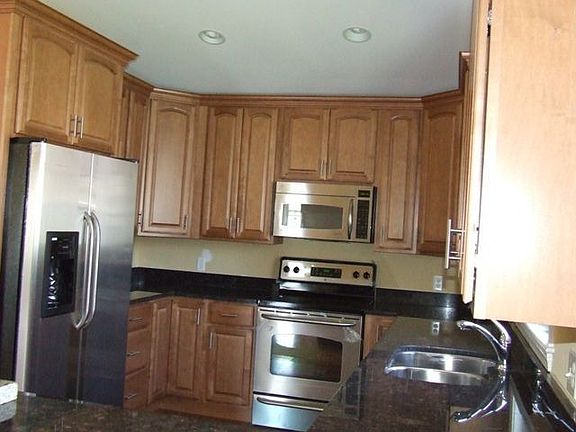 4th image of 21 W Glenn Ln