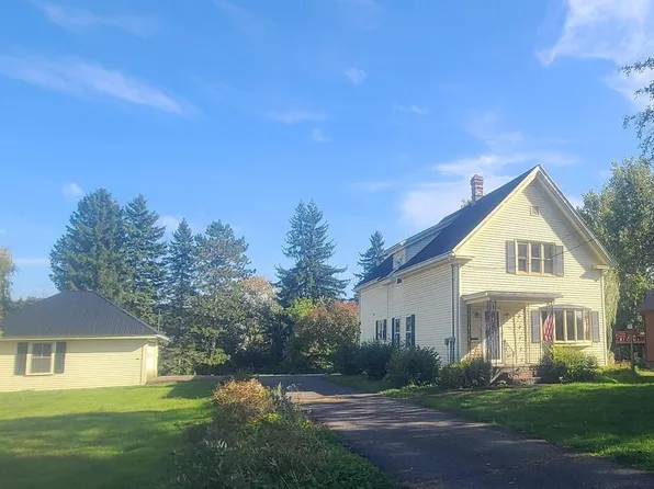 34 Dyer Street, Presque Isle, ME 04769