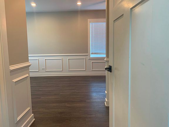 3rd image of 2728 N Newland Ave Unit 2
