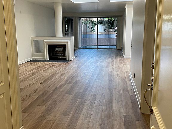 3rd image of 10647 Wilkins Ave APT 105