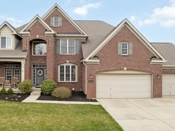 8834 Pin Oak Dr, Zionsville, IN 46077