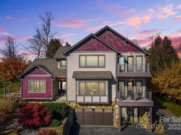 235 Windwhisper Dr, Asheville, NC 28804