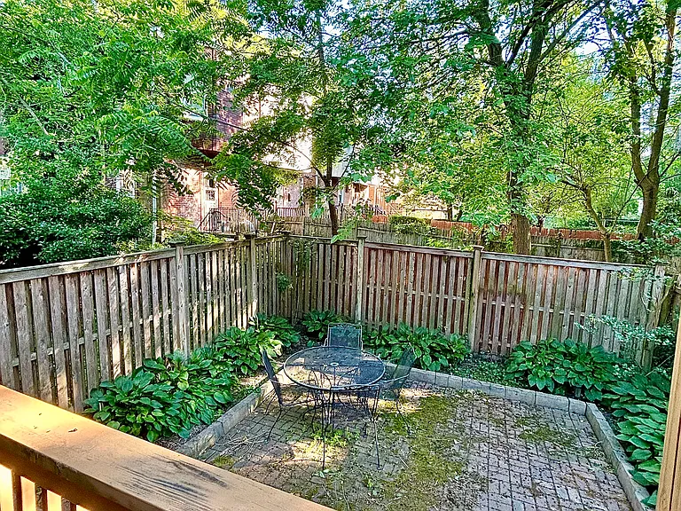 5010 Pulaski Ave — Photo 40