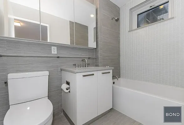 Rented by Bond New York | media 5