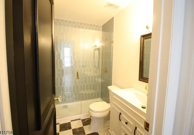 3011 Cypress Ct S — Photo 4