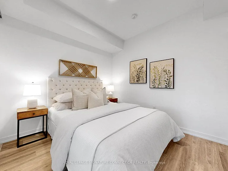 6 Chartwell Rd #208 — Photo 12