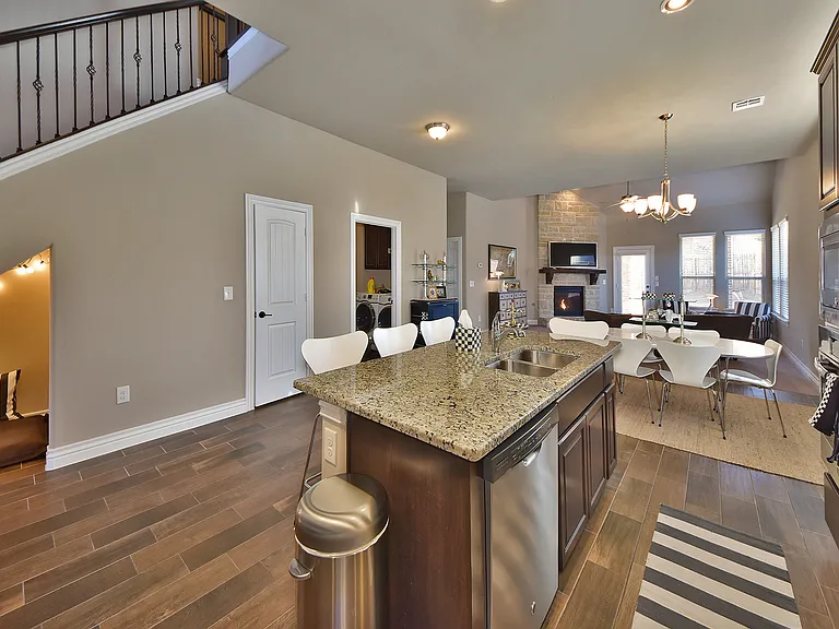 16100 Fair Winds Way — Photo 3