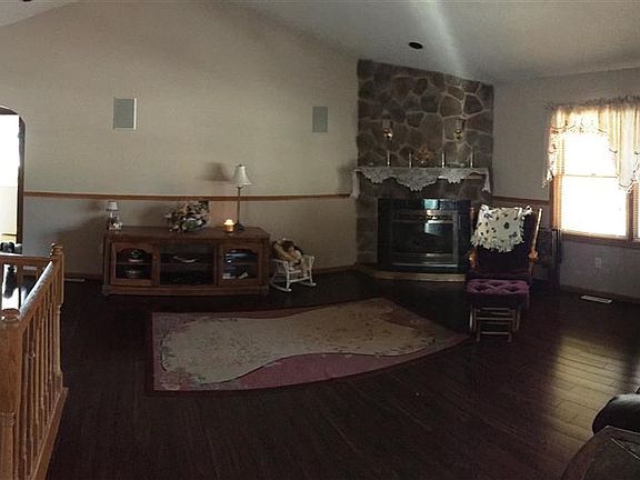 3rd image of 10938 N River Ln