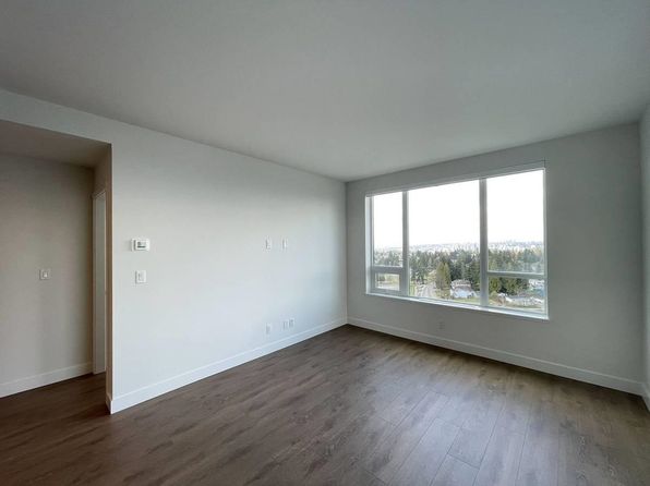 2 bedroom rental in Surrey — photo 13