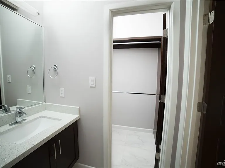 3013 S L St #D — Photo 9