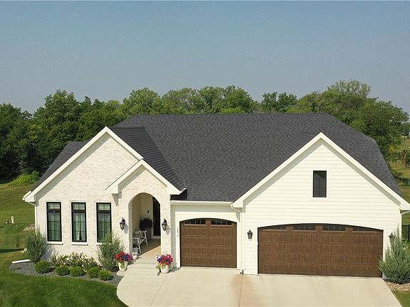 3rd image of 2870 SE Piedmont Cir