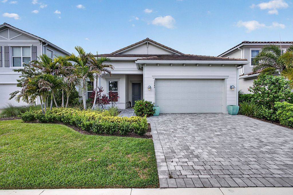 12545 Triumph Ln - Property Image
