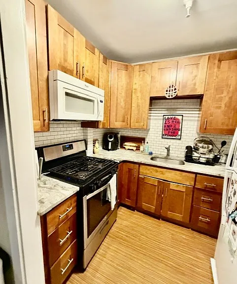 435 Hanover St #2C — Photo 13