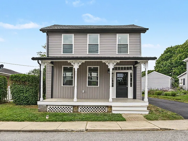 20 Walnut St — Photo 23
