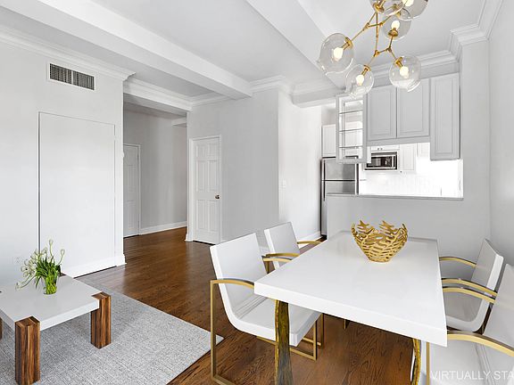3rd image of 253 W 73rd St APT 9J